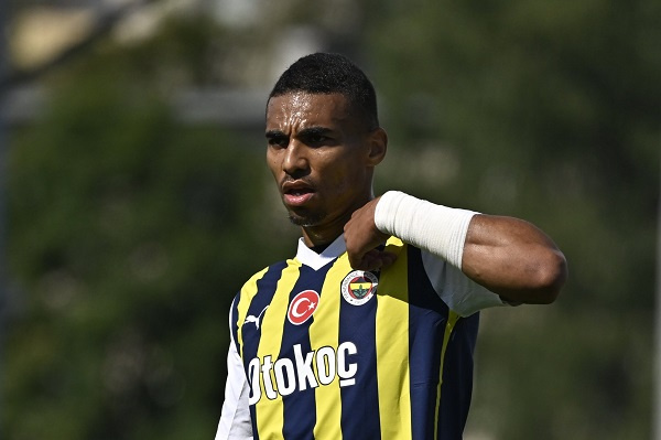 Fenerbahce defender, Alexandre Djiku