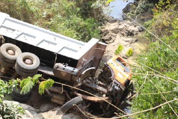 The state of the truck after the incident