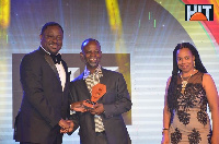 Mr. Humphrey Darkey, AGI (left) presenting the HIT award to Mr. Kwame  Oduro- Yeboah