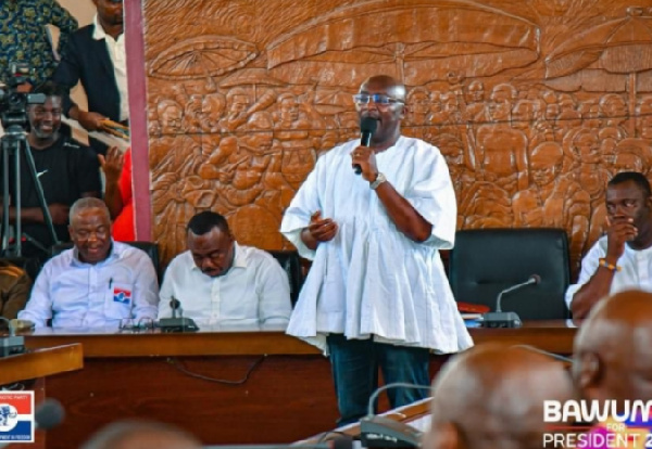 Dr. Mahamudu Bawumia speaking at his campaign tour in the Ashanti Region