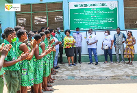 Students, staff of Nungua Senior High School and members of King Welentsi III Foundation in a photo