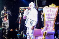 Maccasio performing