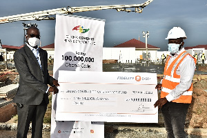 A cheque of GHC1m was presented to the COVID-19 Private Sector Fund