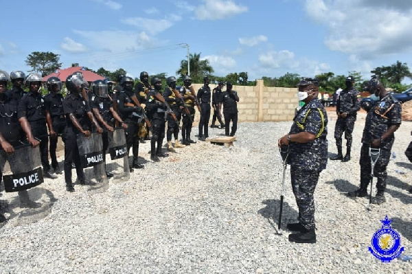 IGP addressing Police Officers