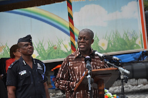 Vice President Amissah-Arthur addressing the management of ZOOMPAK and residents of Teshie