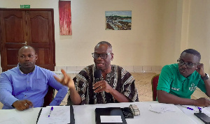 Dr. Daniel Osei Ofosu (middle)