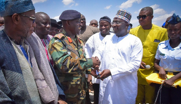 Vice President, Dr Mahamudu Bawumia presenting an item to Akwa