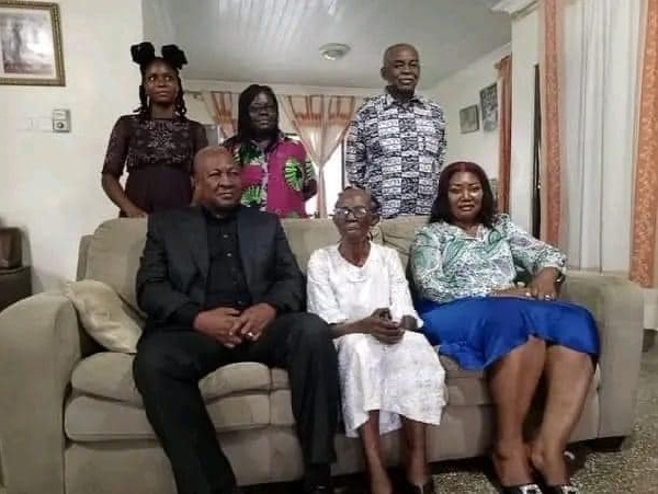 Grace Nortey (middle) during a visit by John Mahama