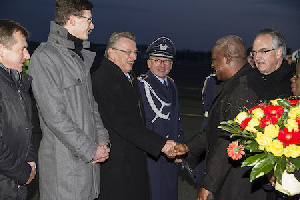 Mahama Visits Germany01