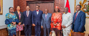 Nana Addo Dankwa Akufo-Addo (middle)