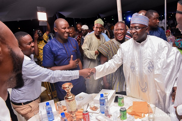 Vice President Dr. Mahamudu Bawumia interacting with some of Muslims at the breakfast meeting