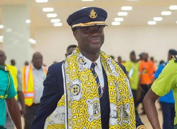 Captain Solomon Kwakye Quainoo is a top Ghanaian pilot