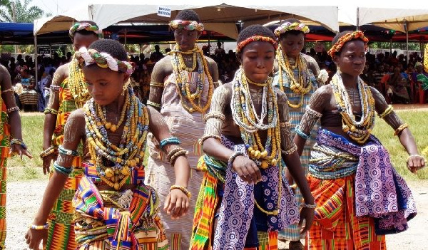 Traditional dance by students