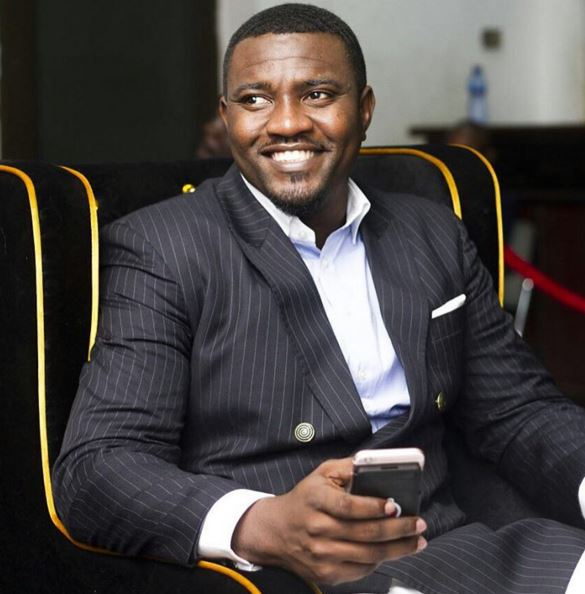 John Dumelo