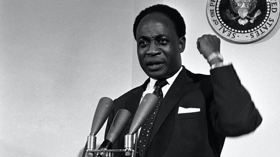 Kwame Nkrumah suffer coup in 1966 as di First Republic kaput