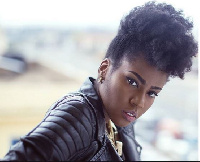 Lynx Entertainment signee, Mzvee