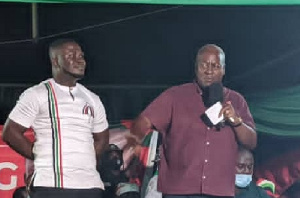 Frank Amoakohene with ex president John Mahama during 2020 campaign