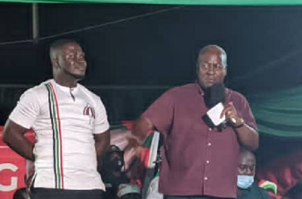 Frank Amoakohene with ex president John Mahama during 2020 campaign