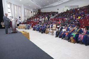 Akufo Addo Tells College Of Physicians.png