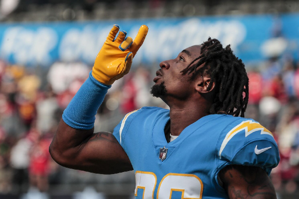 Los Angels Chargers cornerback, Samuel Asante