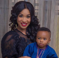 Tonto Dikeh with son