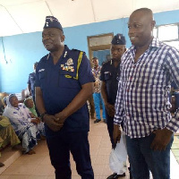 The IGP (in uniform) addressing the Yagbonwura and his people