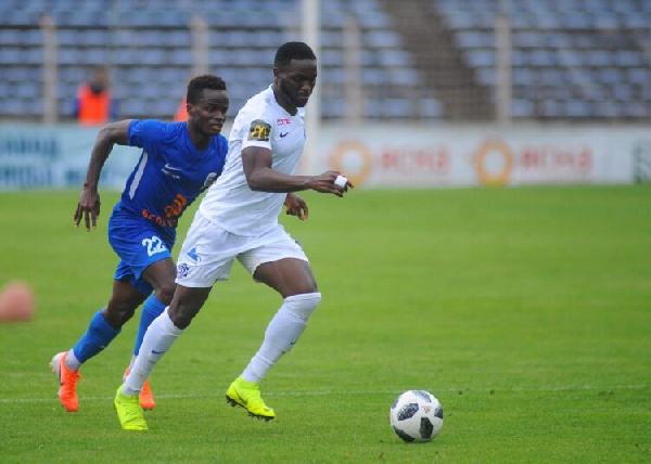 Ghanaian midfielder, Sulley Muniru in action