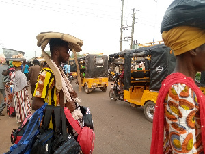 Busy Walewale market road