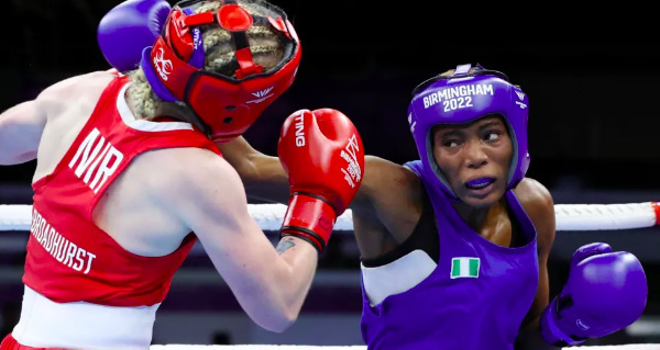 Cynthia Ogunsemilore (right) won a bronze medal competing for Nigeria at the 2022 Commonwealth Games