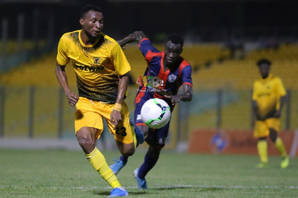 AshantiGold SC midfielder, Abdul Latif Anabila