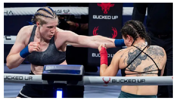 Hannah Rankin (left) beat Iran's Sahel Bayat by split decision