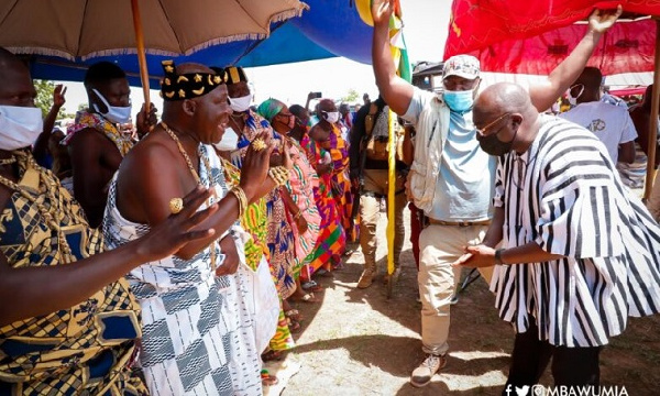 Nana Osore Sunkwa and Vice President of Ghana, Dr Mahamudu Bawumia