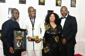 MTN Team With The CEO Of The Year   Telecom Award