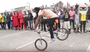 Cyclists display skills at West Hills Mall