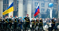 Ukrainian and Russian troops march together in Kyiv, Brovary