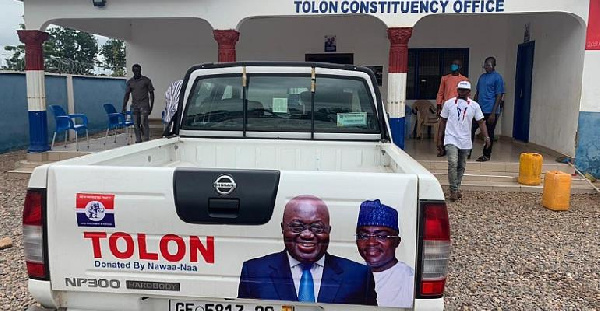 Nawaawa donated a brand new Toyota pick up to the NPP in the Tolon Constituency