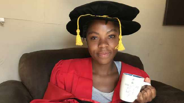 Dr Lindiwe Tsope was conferred with her PhD in Philosophy from Rhodes University