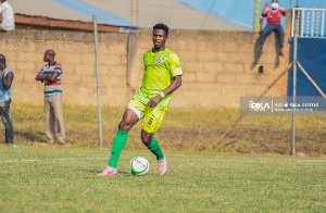 Bechem United Defender Kofi Agbesimah in action