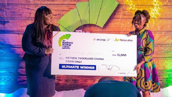 Head of Retail Banking for Access Bank, Yvonne Antonio presenting first prize award