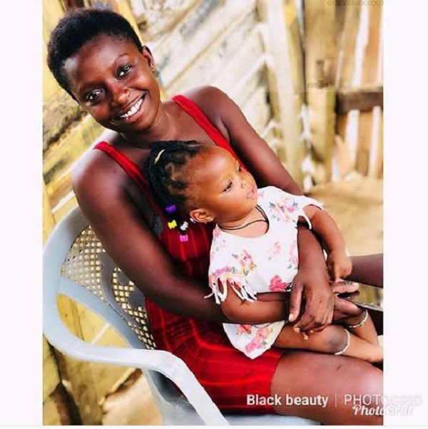 Rashida Black Beauty with her daughter