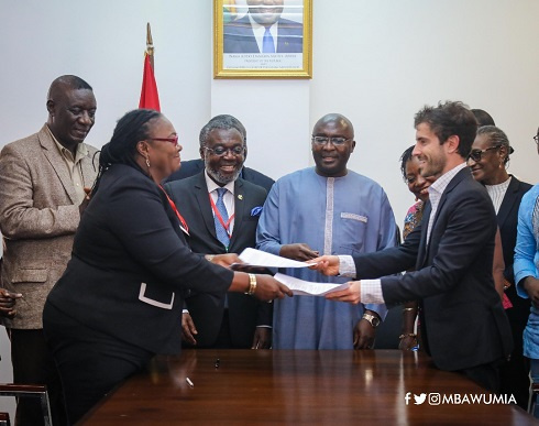 Tina Mensah and Keller Rinaudo signed the MoU in the presence of Dr Mahamudu Bawumia