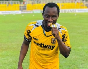 Ashgold forward, Sadick Adams