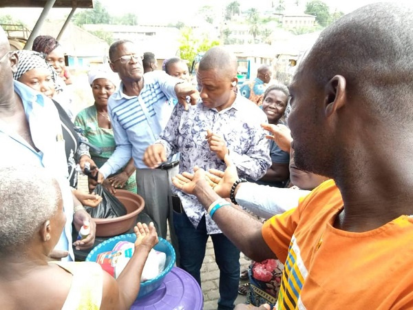 MP for Tarkwa-Nsuaem Constituency, George Mireku-Duker (Middle)