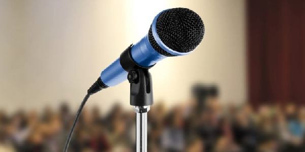 Government have been adviced to introduce the teaching of public speaking in schools