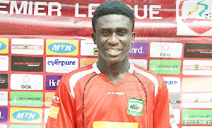 Douglas Owusu agreed to a 4-year deal with Kotoko