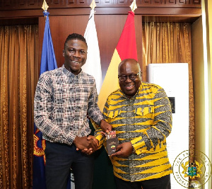 Stonebwoy and President Akufo-Addo