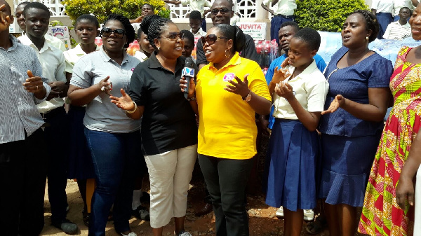 Tagoe Sisters donate to Mampong School for the Deaf