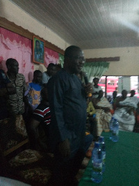 Alfred Obeng speaking to the people of Bibiani