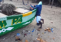 The man who was seen in a white and yellow top, used different items moves for the song