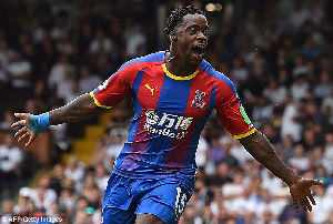 Crystal Palace midfielder Jeffery Schlupp